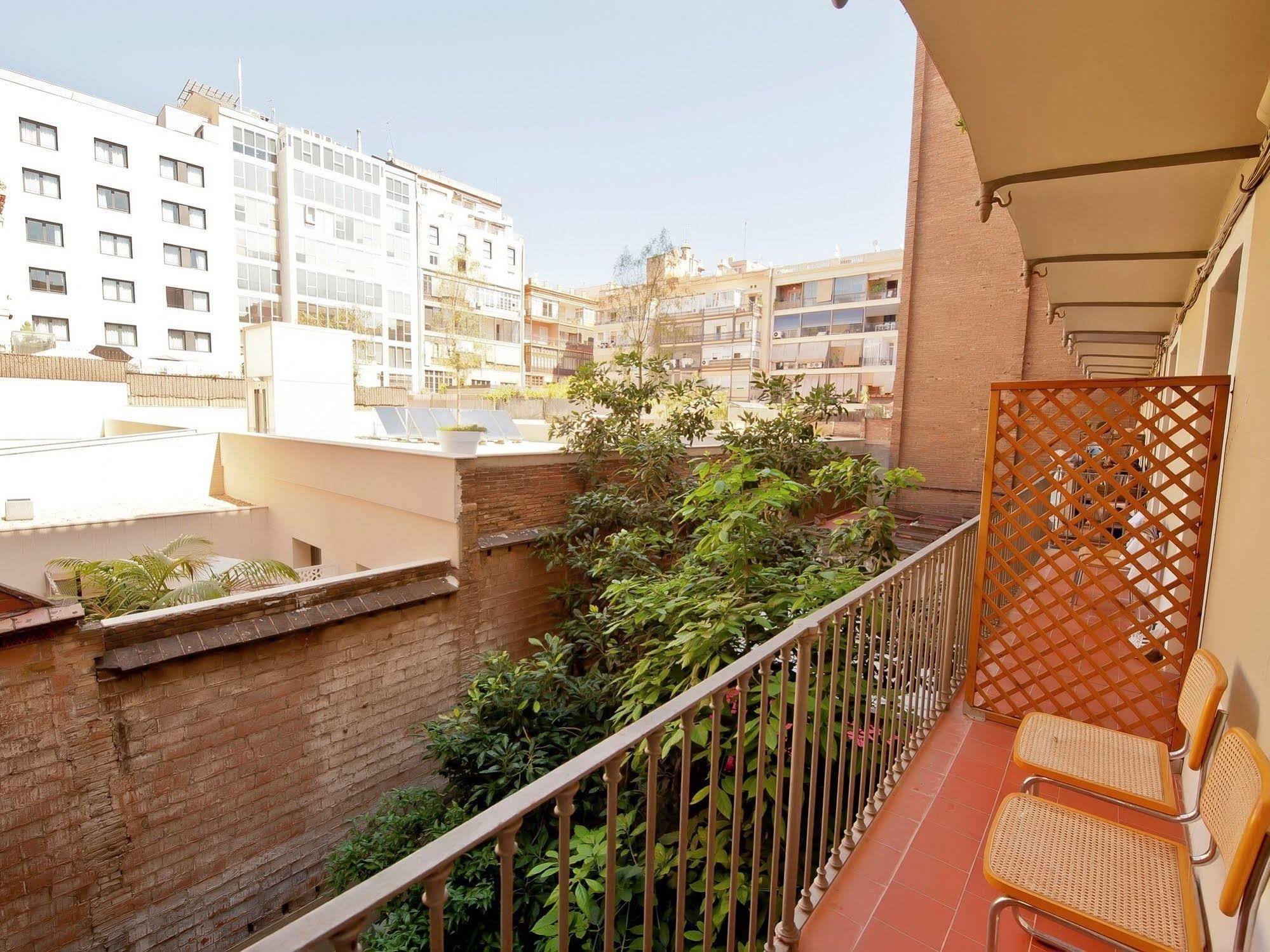 Casp Green House Barcelona Exterior foto